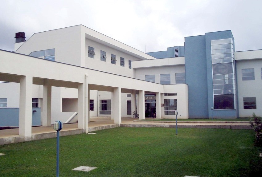 Hospital Internacultural de Nueva Imperial busca médico para Unidad de Diálisis Colegio Médico