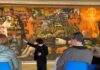 Médicos mayores iniciaron ciclo cultural con visita a tradicional mural de la Casa del Arte